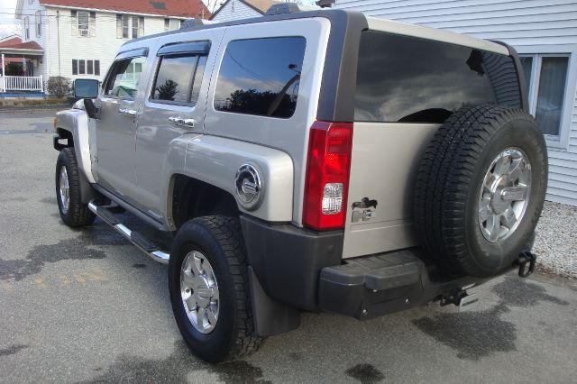2007 Hummer H3 Roadster 2D