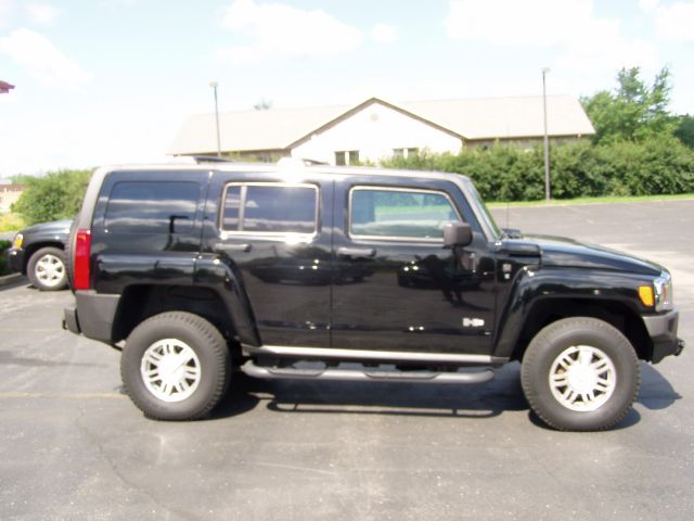2007 Hummer H3 Roadster 2D