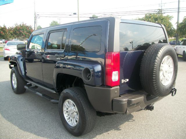 2007 Hummer H3 Base