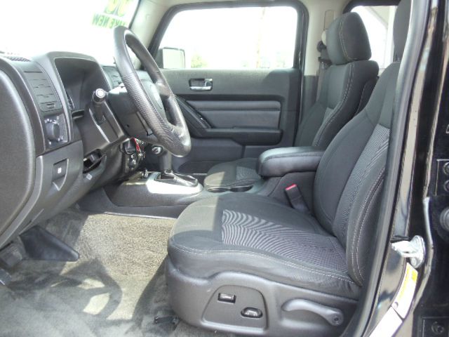 2008 Hummer H3 Base