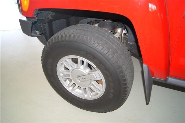 2008 Hummer H3 GLS Sedan