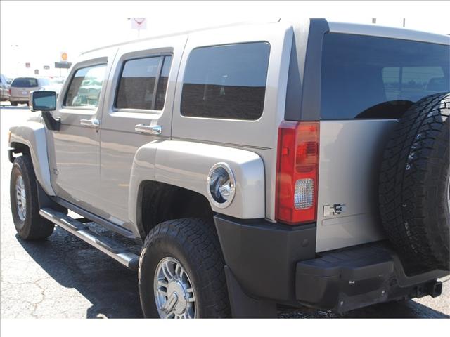 2008 Hummer H3 GLS Sedan 4D