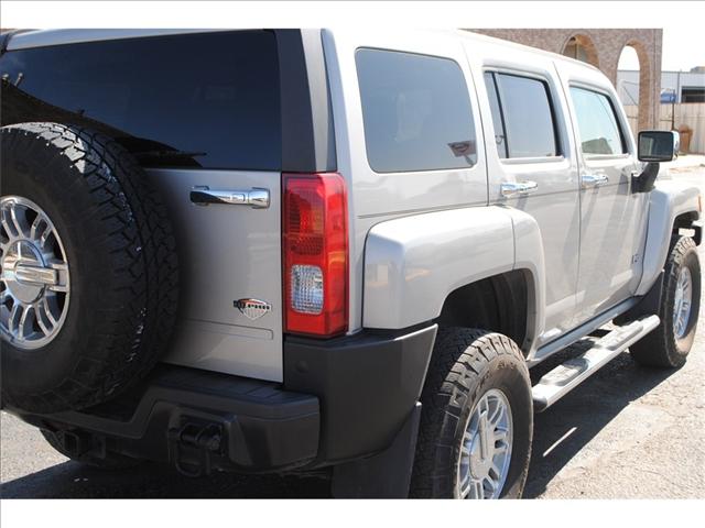 2008 Hummer H3 GLS Sedan 4D