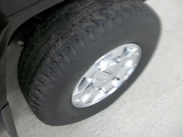 2008 Hummer H3 GLS Sedan