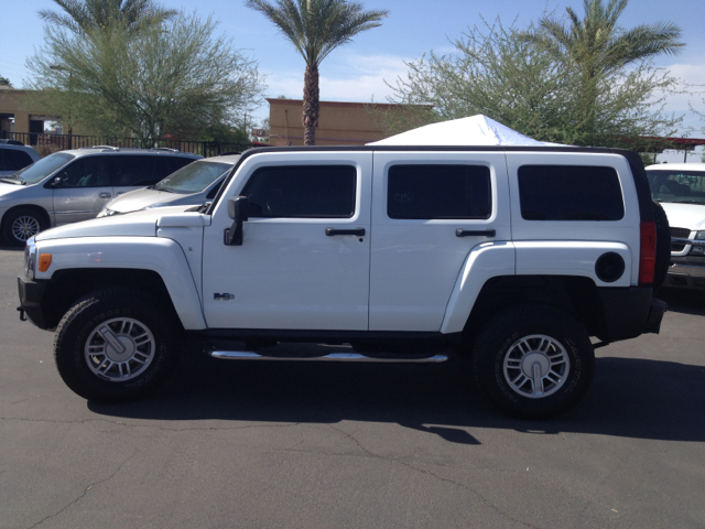 2009 Hummer H3 Base