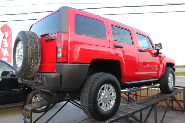 2009 Hummer H3 Base