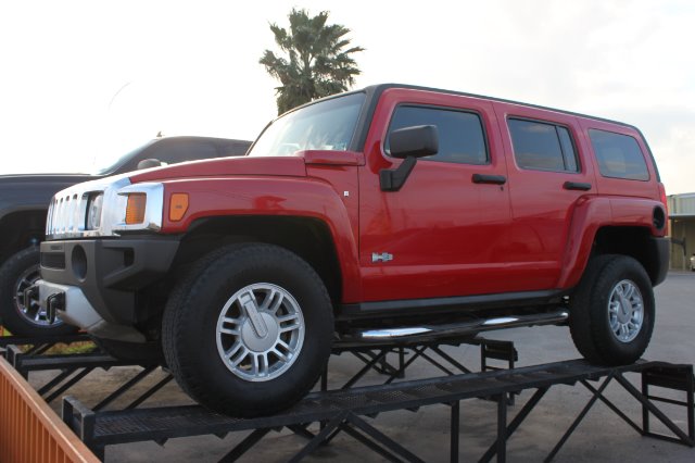 2009 Hummer H3 Base