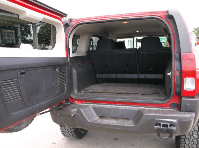 2009 Hummer H3 Base