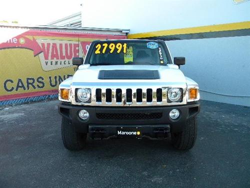 2009 Hummer H3T Base