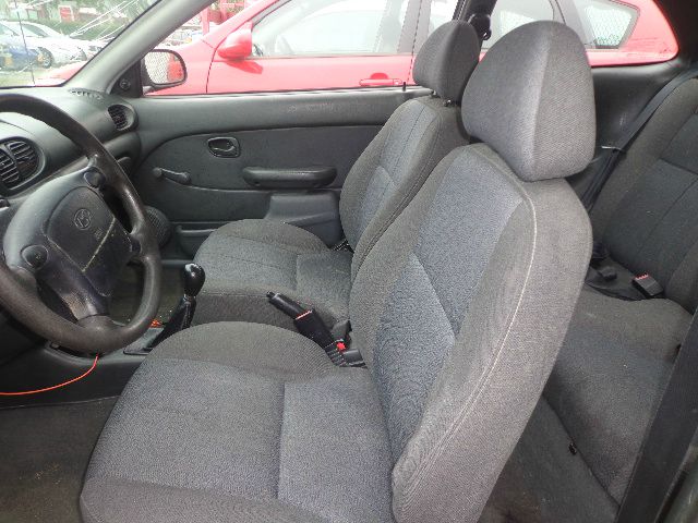 1998 Hyundai Accent ESi