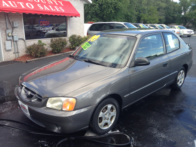 2000 Hyundai Accent XLS