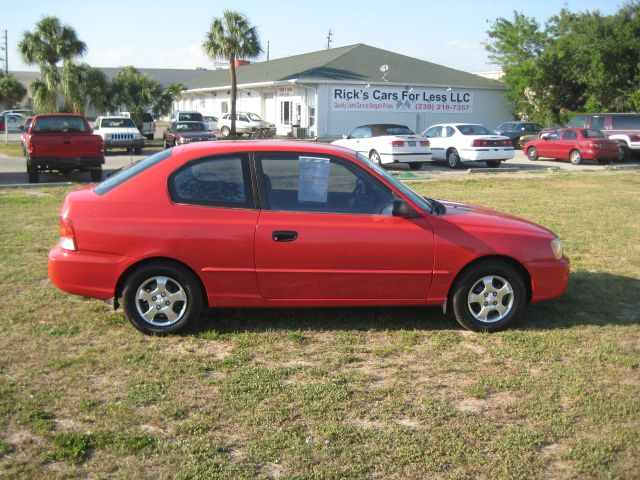 2000 Hyundai Accent XLS