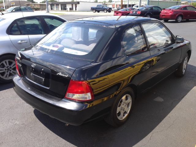 2001 Hyundai Accent ESi