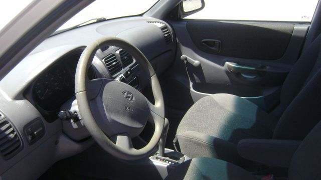 2001 Hyundai Accent S Sedan