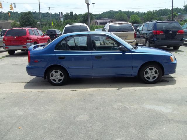 2001 Hyundai Accent S Sedan