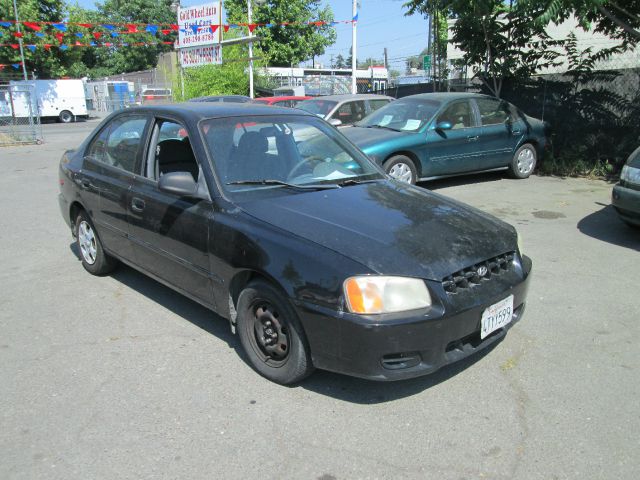 2001 Hyundai Accent S Sedan