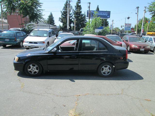 2001 Hyundai Accent S Sedan