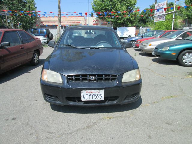 2001 Hyundai Accent S Sedan