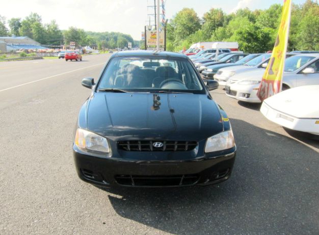 2001 Hyundai Accent S Sedan
