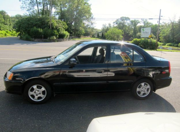 2001 Hyundai Accent S Sedan