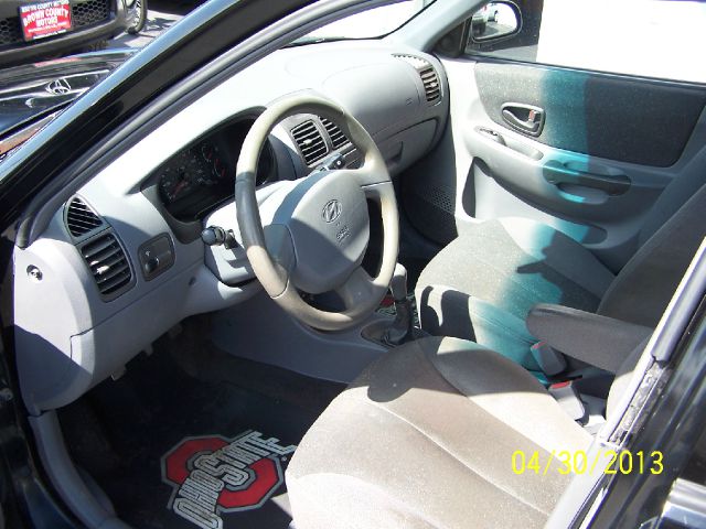2001 Hyundai Accent S Sedan