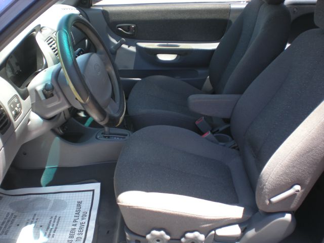 2001 Hyundai Accent CREW CAB XL Diesel