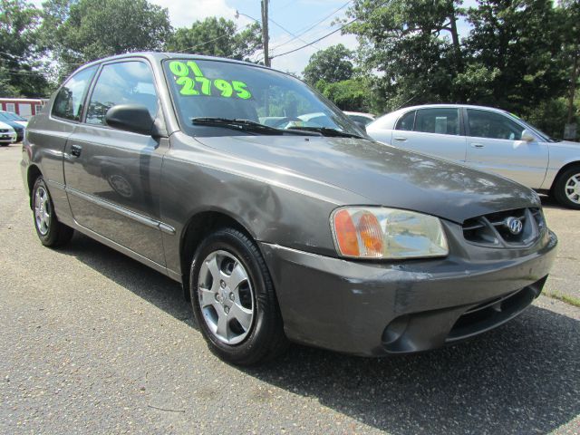 2001 Hyundai Accent XLS