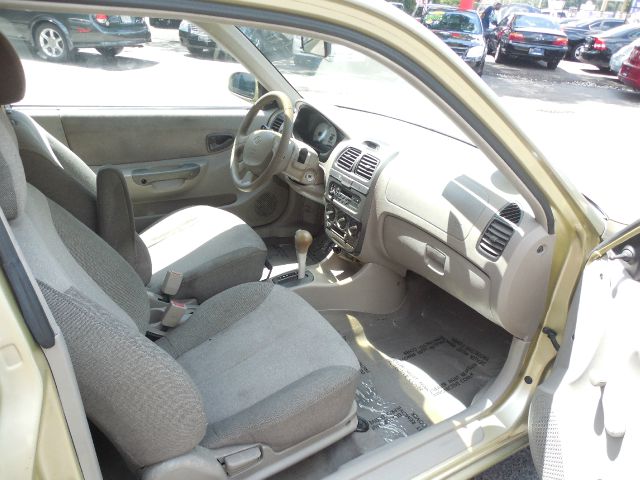 2001 Hyundai Accent XLS