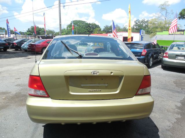 2001 Hyundai Accent XLS