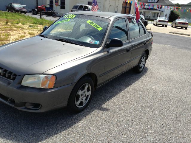 2002 Hyundai Accent S Sedan
