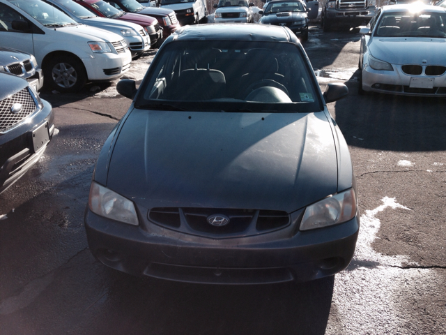 2002 Hyundai Accent ESi