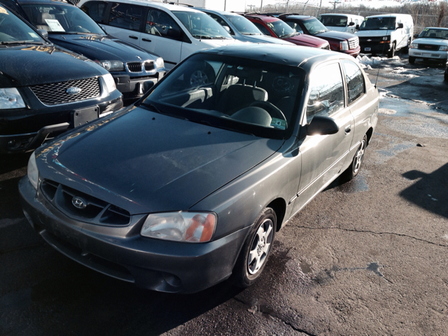 2002 Hyundai Accent ESi