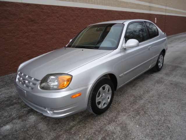 2002 Hyundai Accent XLS