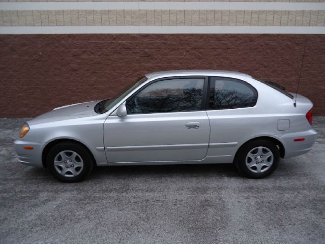 2002 Hyundai Accent XLS