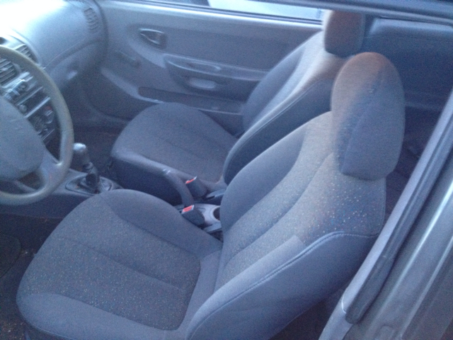 2002 Hyundai Accent ESi