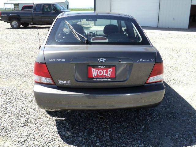 2002 Hyundai Accent XLS