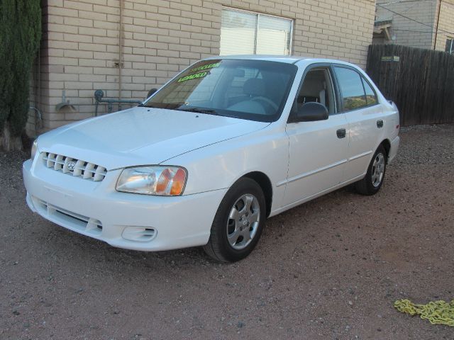 2002 Hyundai Accent S Sedan