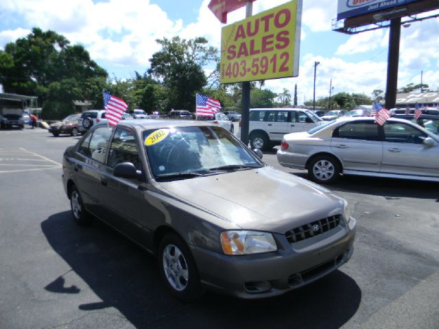 2002 Hyundai Accent S Sedan