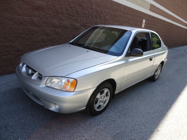 2002 Hyundai Accent XLS