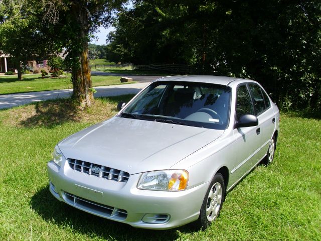 2002 Hyundai Accent S Sedan