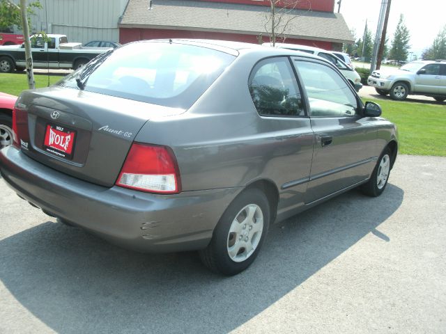 2002 Hyundai Accent XLS