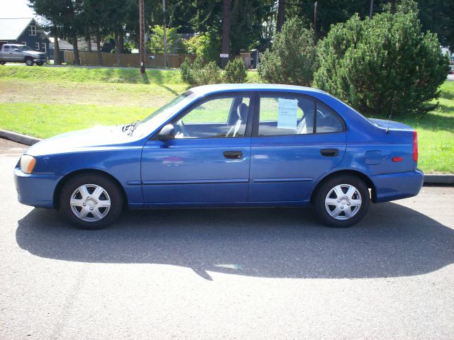 2002 Hyundai Accent S Sedan