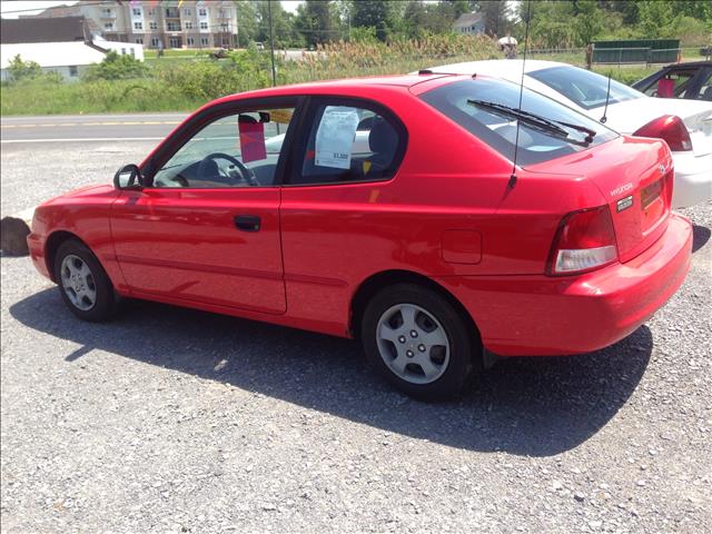 2002 Hyundai Accent XLS