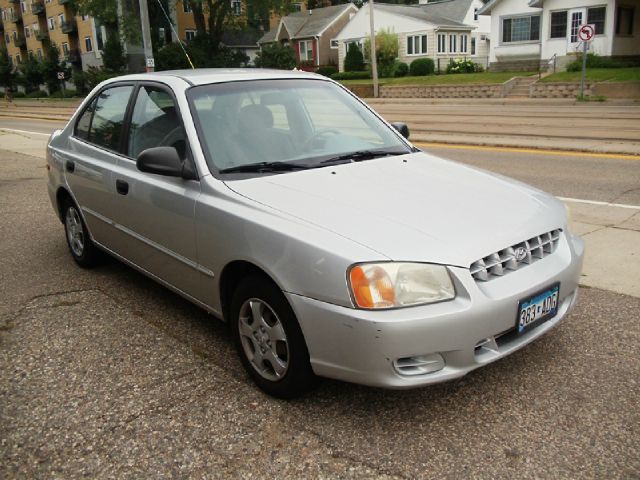 2002 Hyundai Accent S Sedan