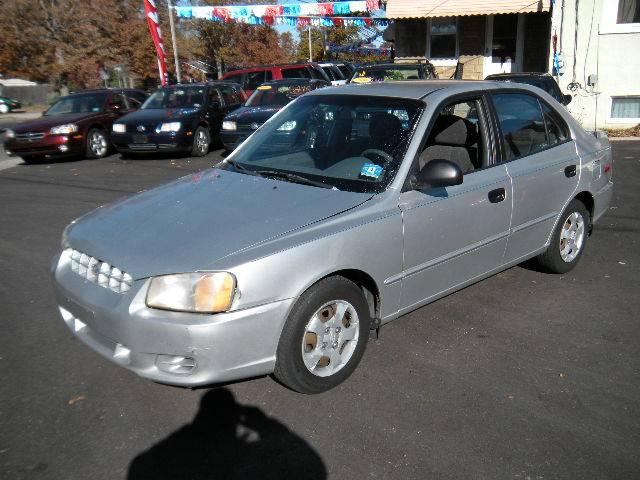 2002 Hyundai Accent S Sedan