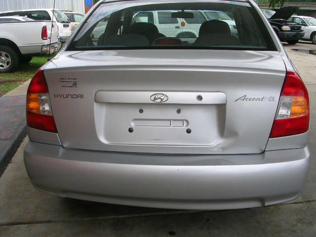 2002 Hyundai Accent S Sedan