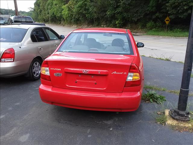 2002 Hyundai Accent S Sedan