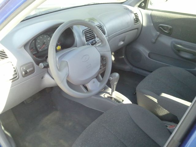 2002 Hyundai Accent S Sedan