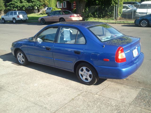 2002 Hyundai Accent S Sedan