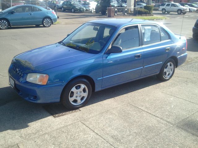 2002 Hyundai Accent S Sedan